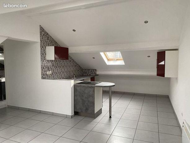 Appartement à louer, 47m², Saint-Etienne