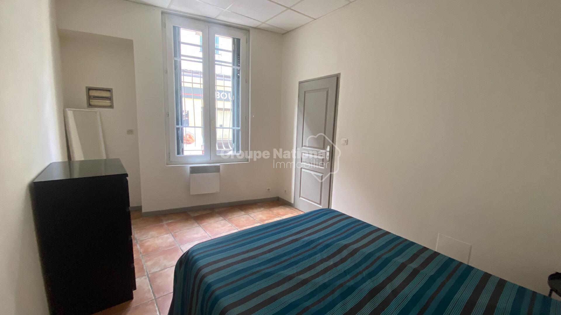 Appartement à louer, 31m², Nîmes