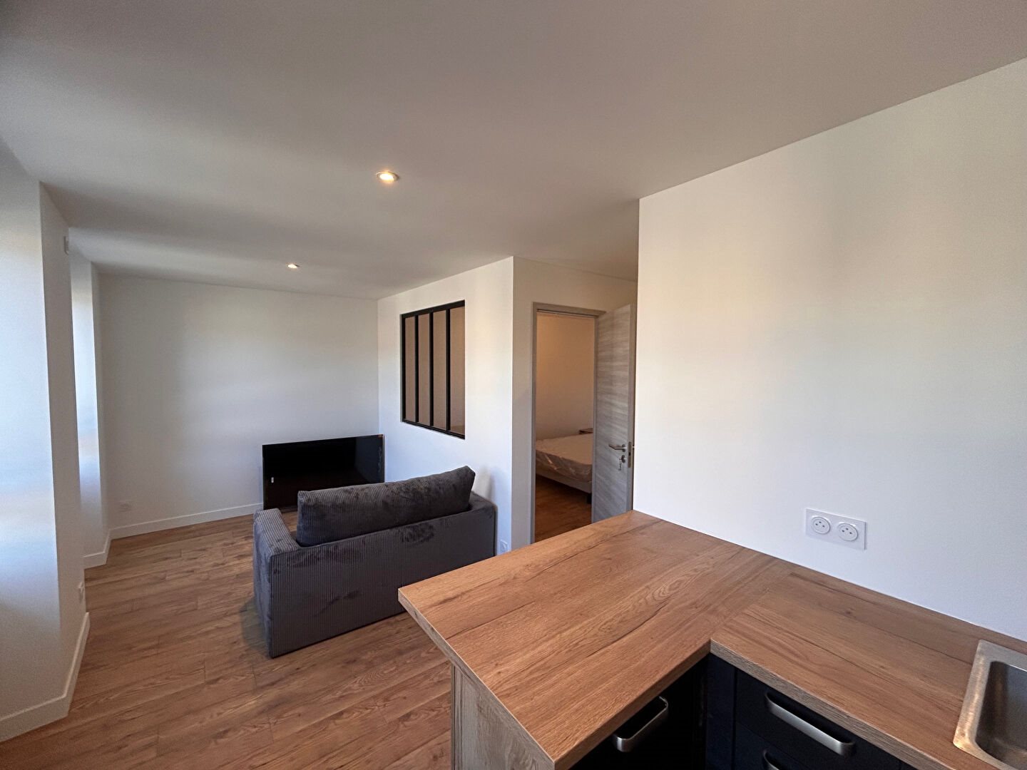 Appartement à louer, 29m², Lagnieu