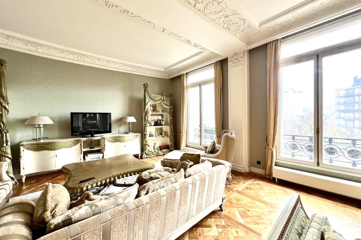 Appartement à louer, 309m², Paris 16ème