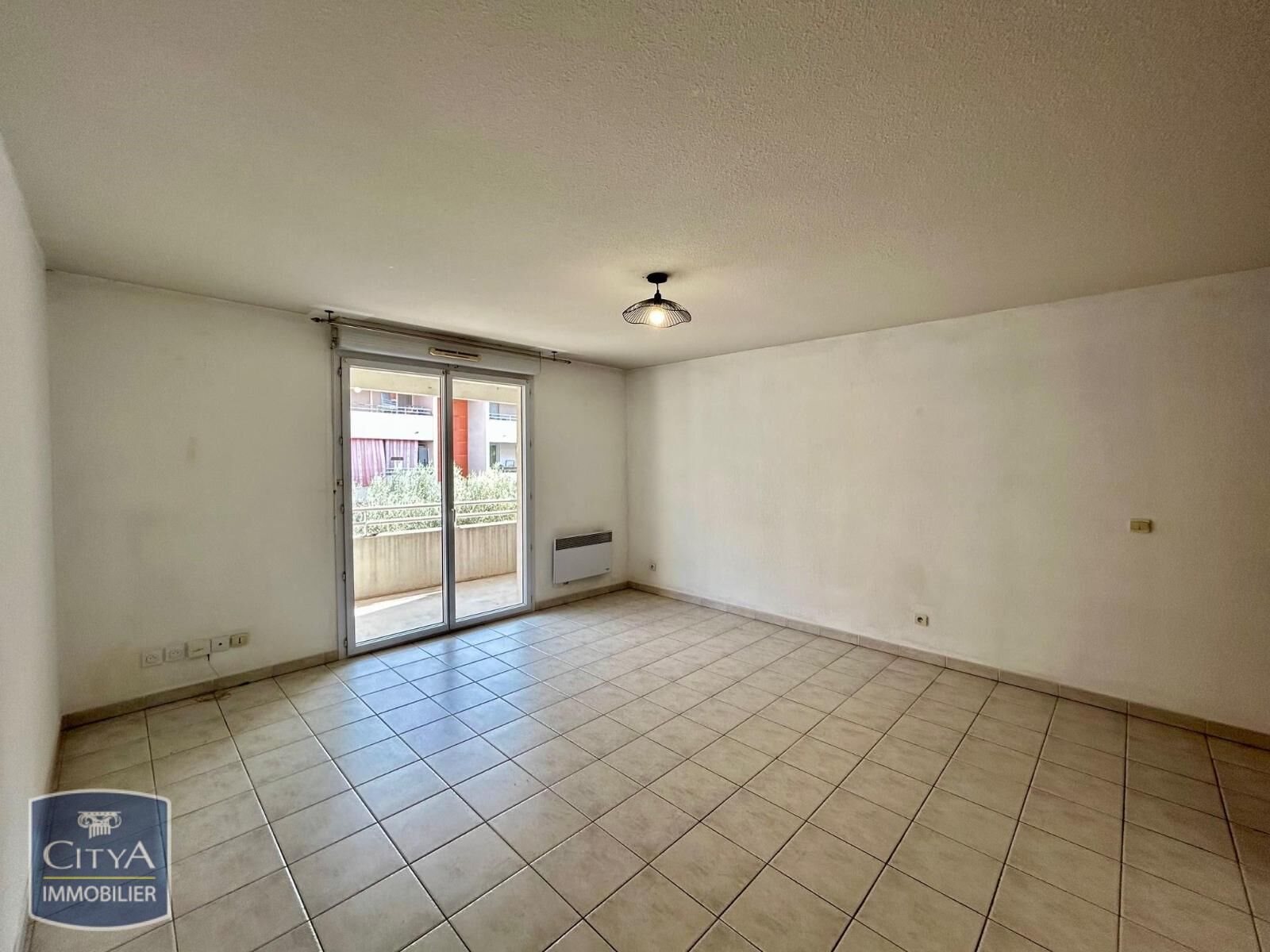 Appartement à louer, 50m², Nîmes