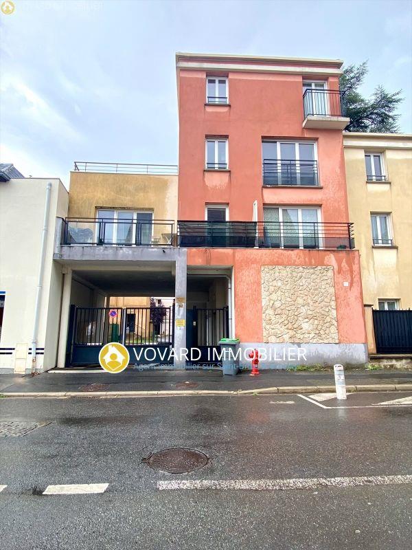 Maison à louer, 14m², Ennery