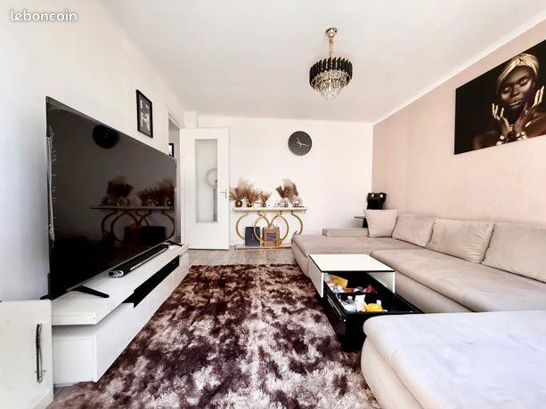 Appartement à vendre, 72m², Saint-Etienne