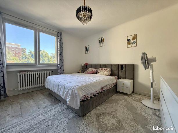 Appartement à vendre, 72m², Saint-Etienne