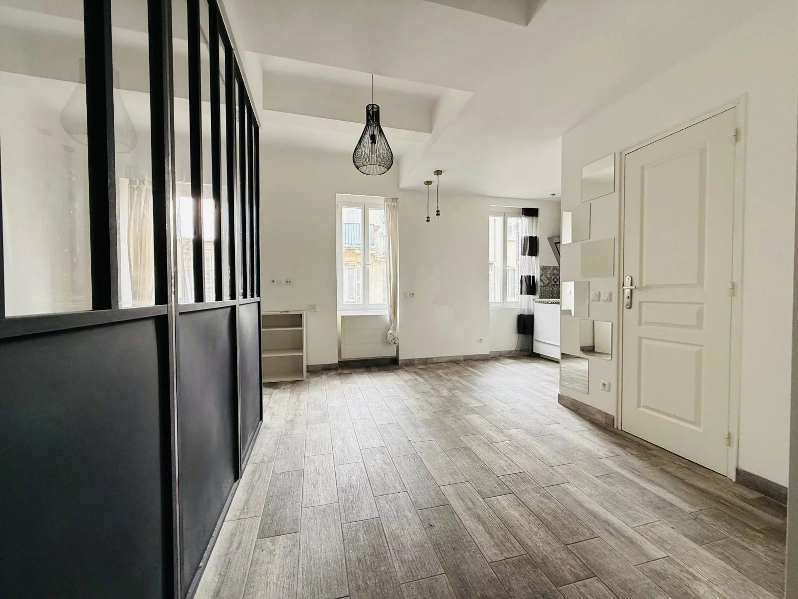 Appartement à louer, 26m², Marseille 5ème
