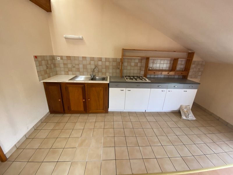 Appartement à louer, 44m², Bains-sur-Oust