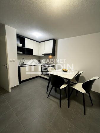 Appartement à vendre, 25m², Saint-Affrique