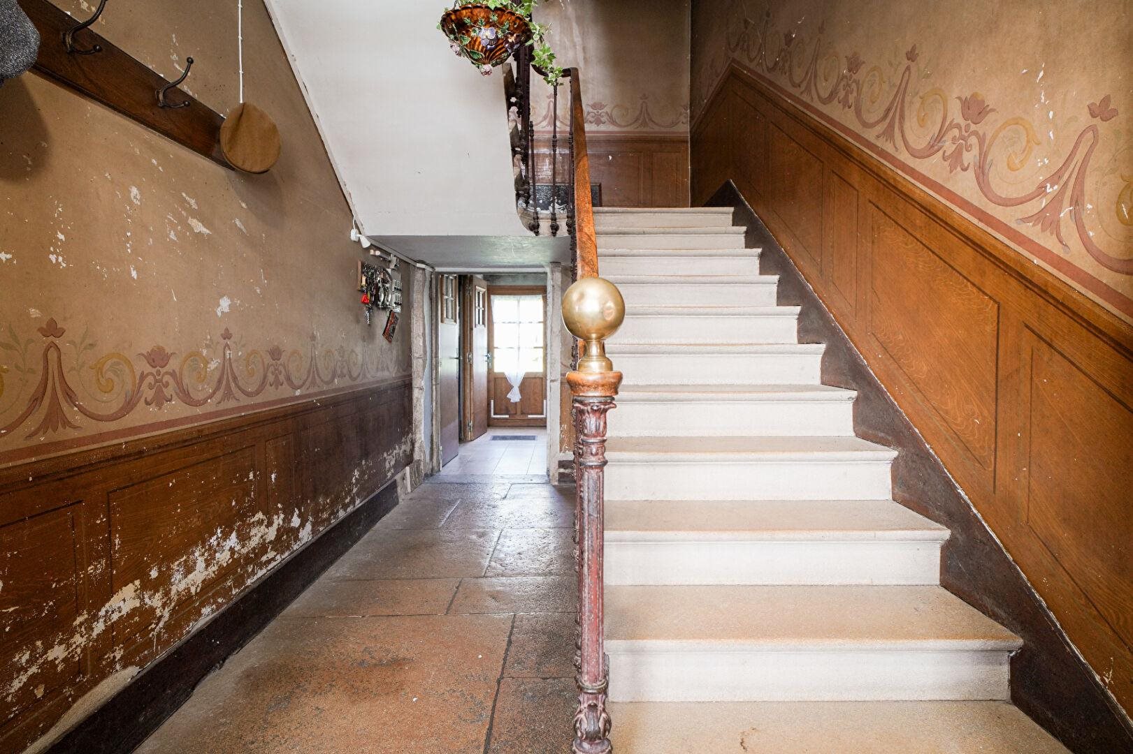 Maison à vendre, 228m², Mâcon