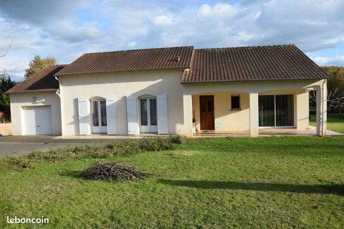 Maison à louer, 136m², Objat