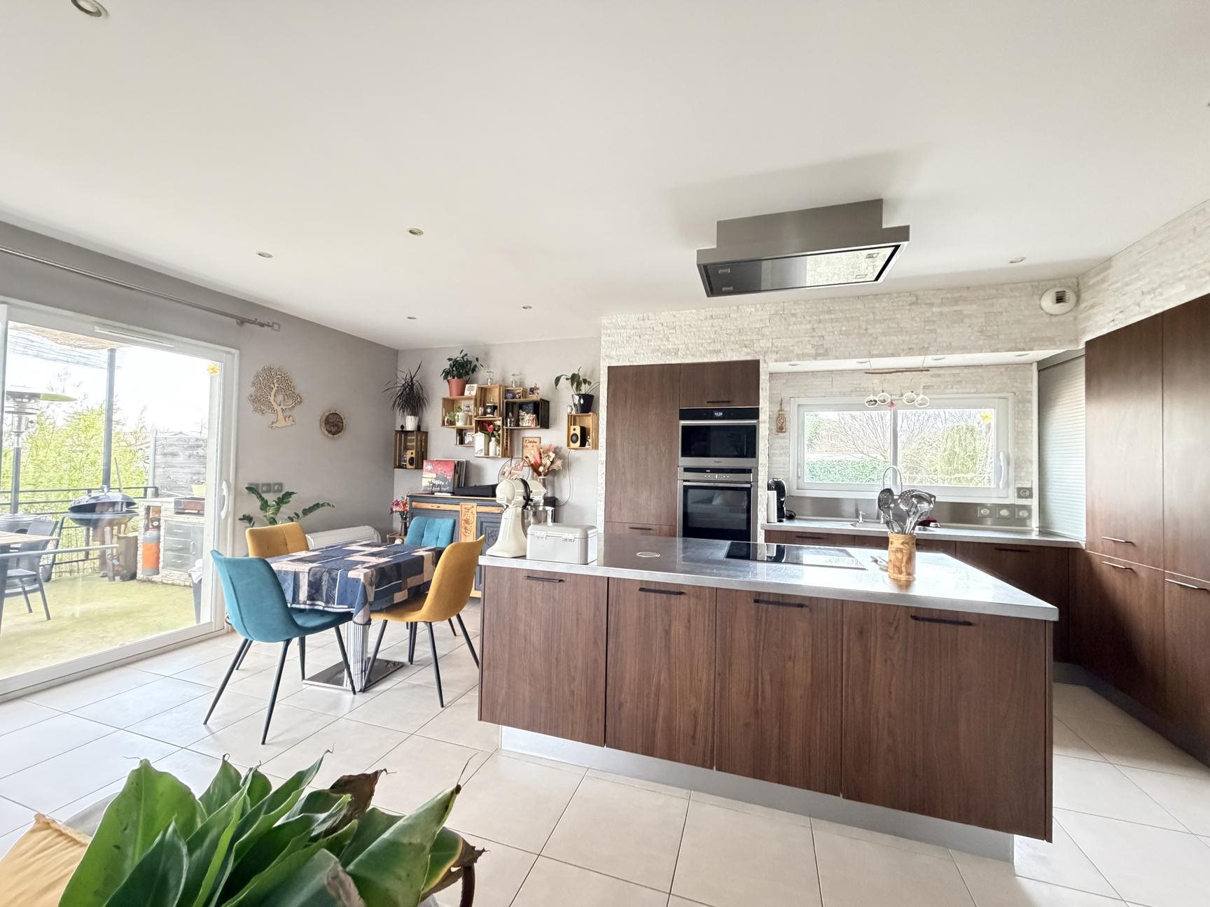 Maison à vendre, 108m², Reyrieux