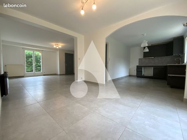 Maison à louer, 114m², Marolles-en-Hurepoix