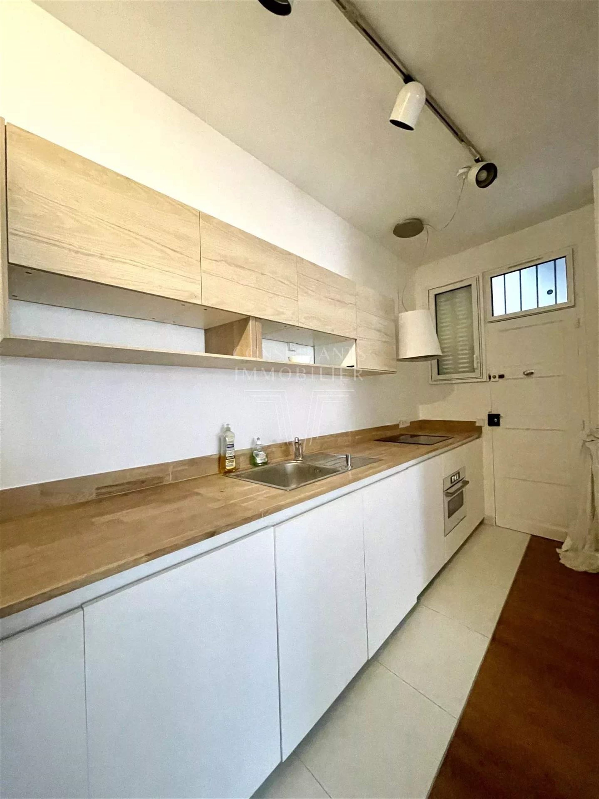 Appartement à louer, 46m², Paris 16ème