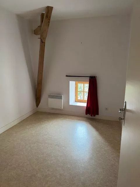 Maison à louer, 114m², Ouzilly
