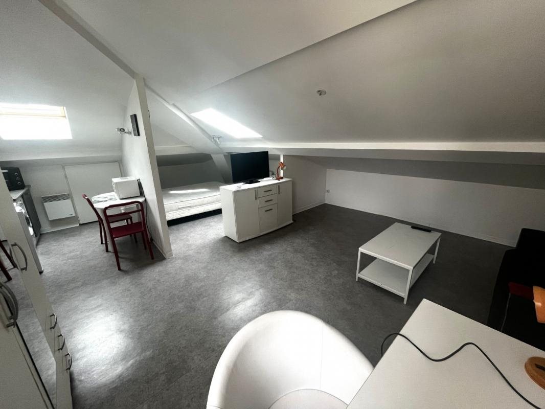 Appartement à louer, 20m², Saint-Etienne