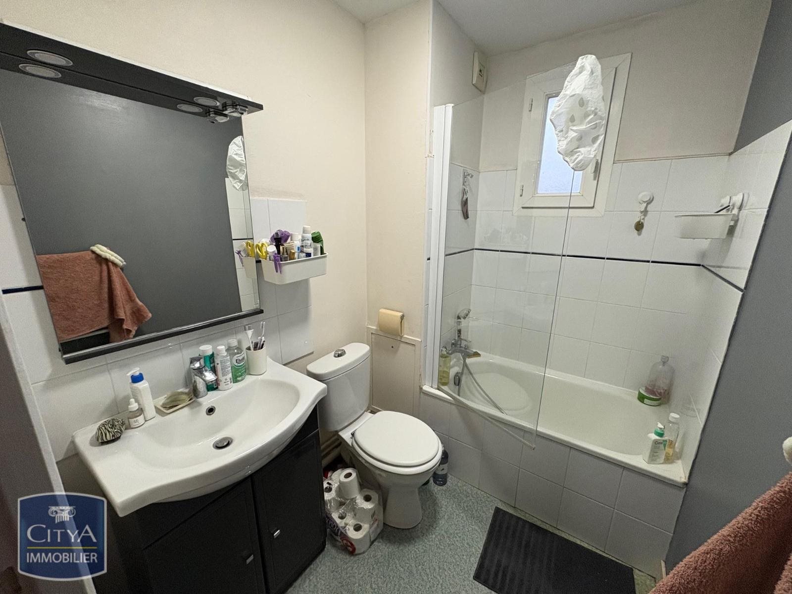 Appartement à louer, 27m², Tours