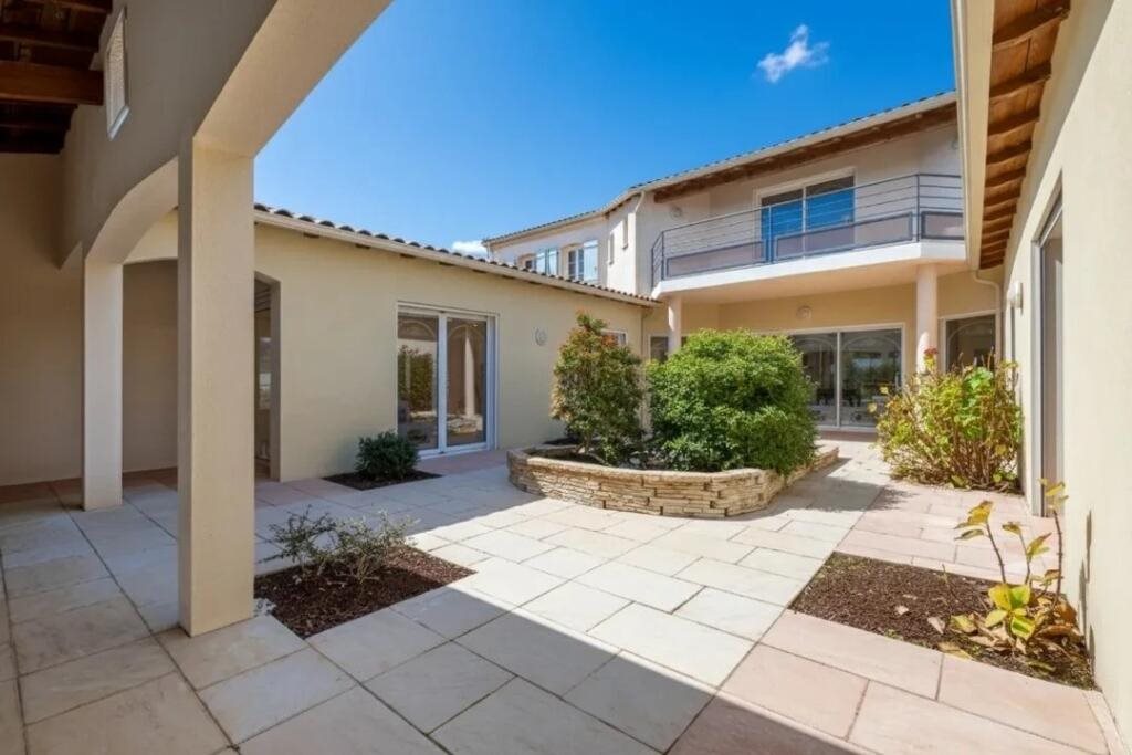 Maison à vendre, 408m², Saint-Jean-d'Angély