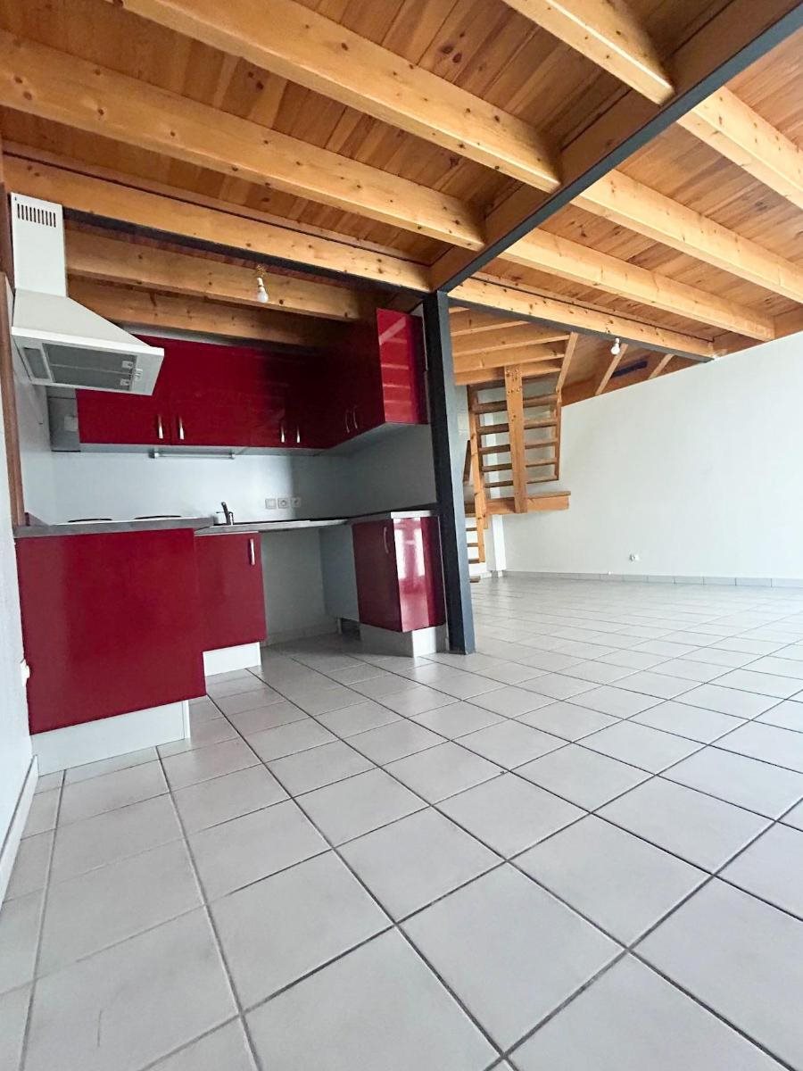 Appartement à louer, 69m², Thuir