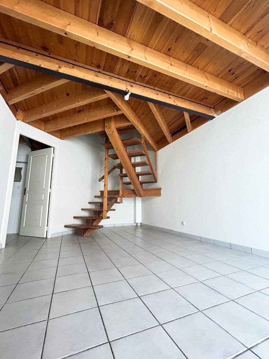 Appartement à louer, 69m², Thuir