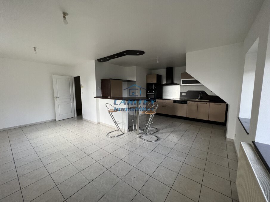 Appartement à louer, 101m², Lure