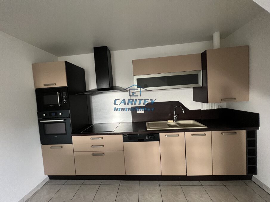 Appartement à louer, 101m², Lure