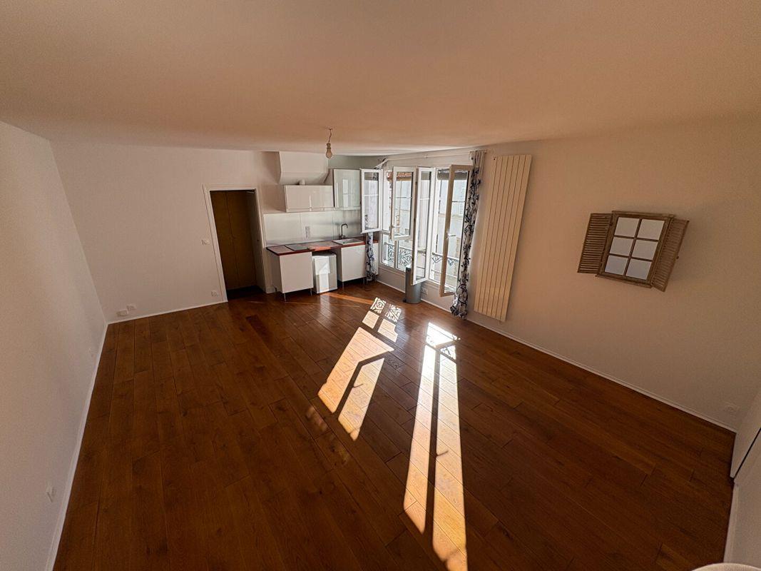 Appartement à louer, 37m², Paris 18ème