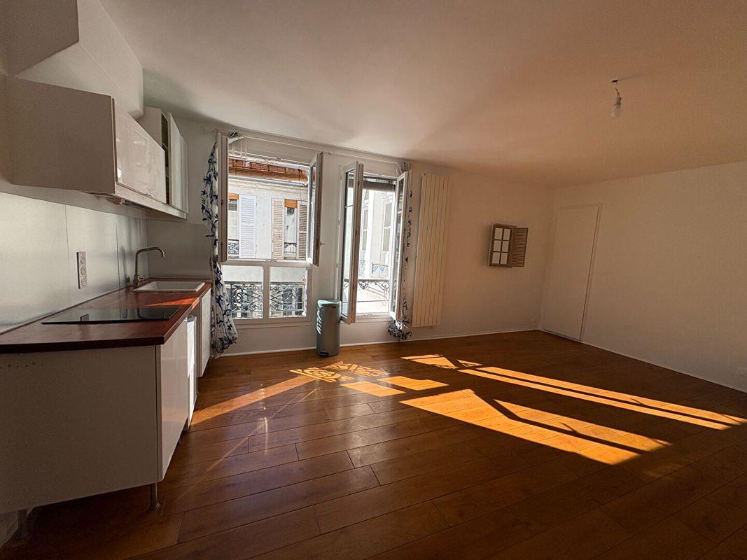 Appartement à louer, 37m², Paris 18ème