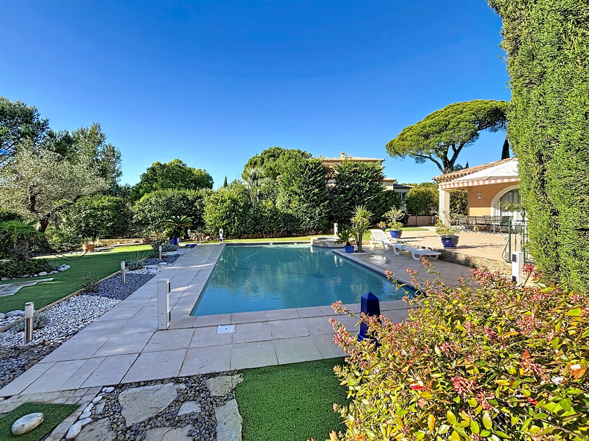 Maison à vendre, 205m², Saint-Raphaël