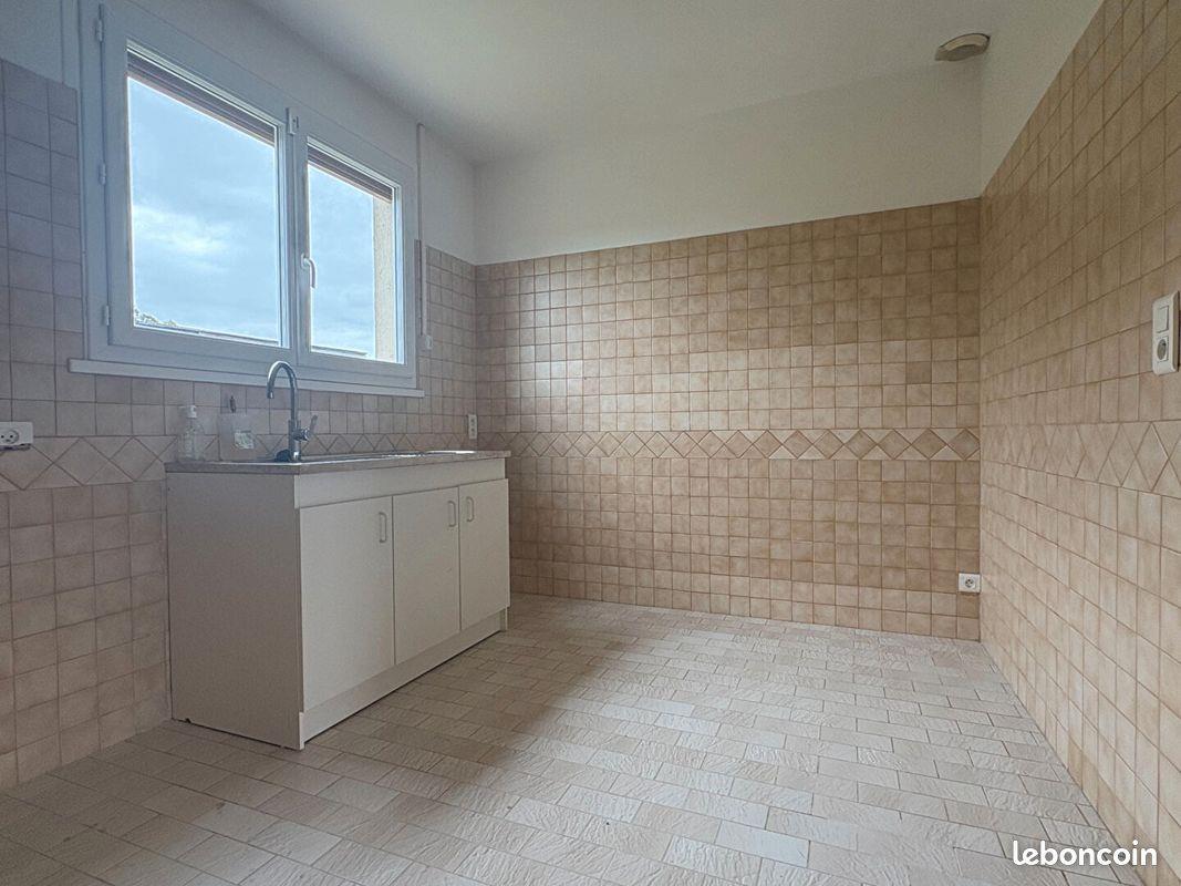 Maison à louer, 91m², Amfreville-la-Campagne