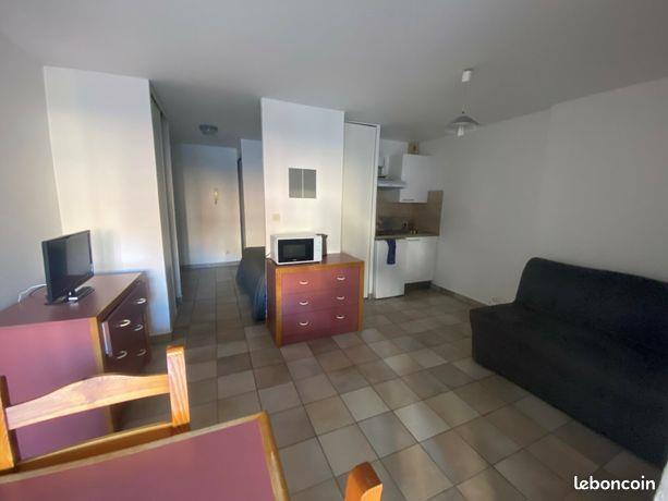 Appartement à louer, 34m², Nîmes