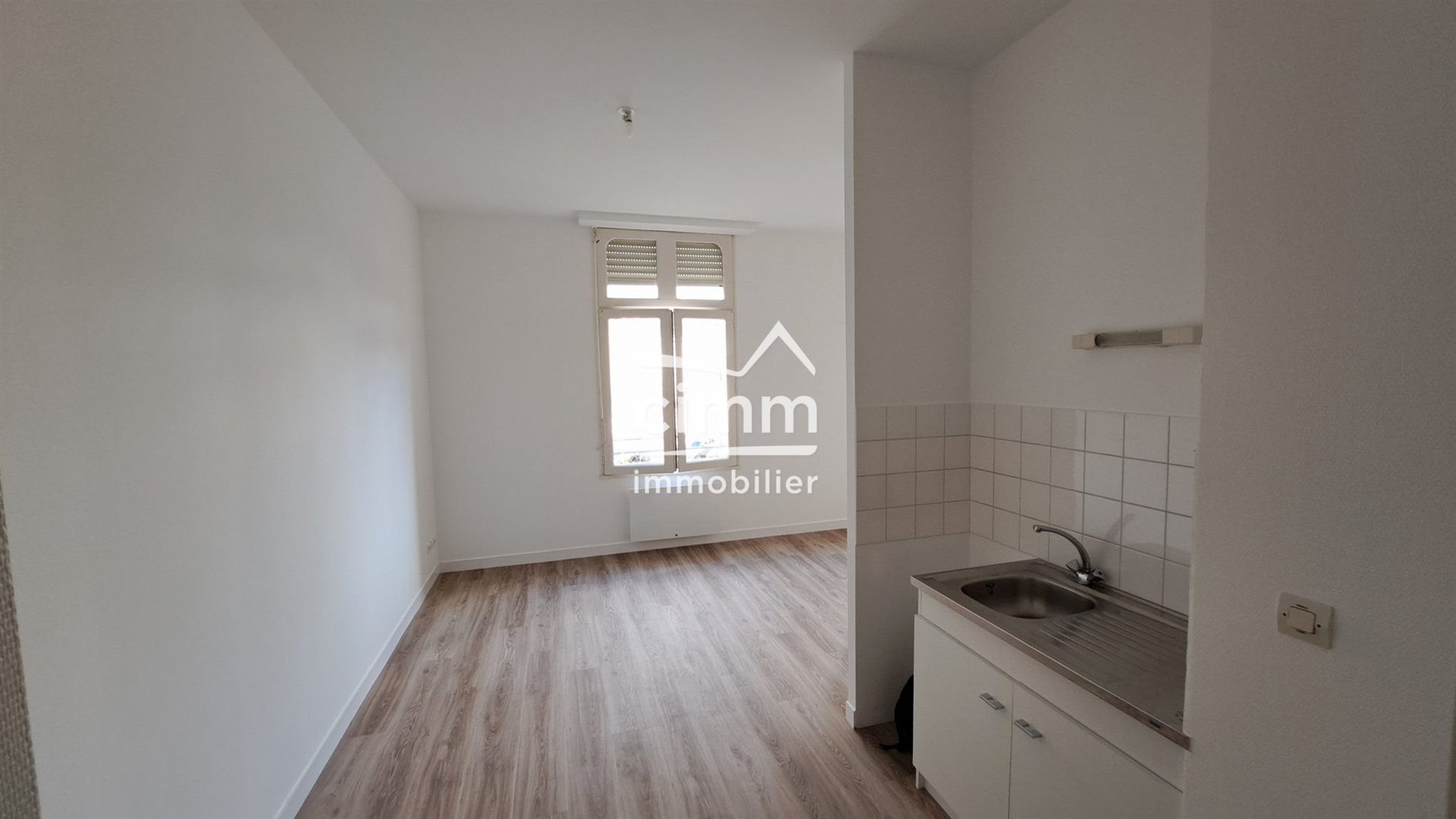 Appartement à louer, 28m², Longué-Jumelles