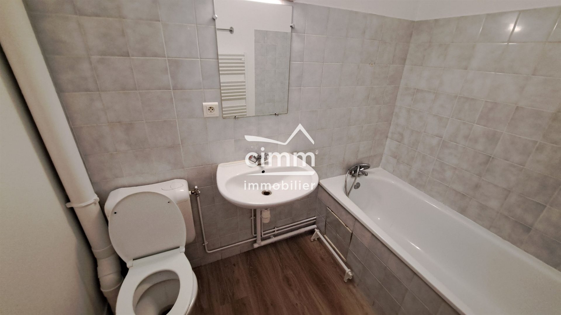 Appartement à louer, 28m², Longué-Jumelles