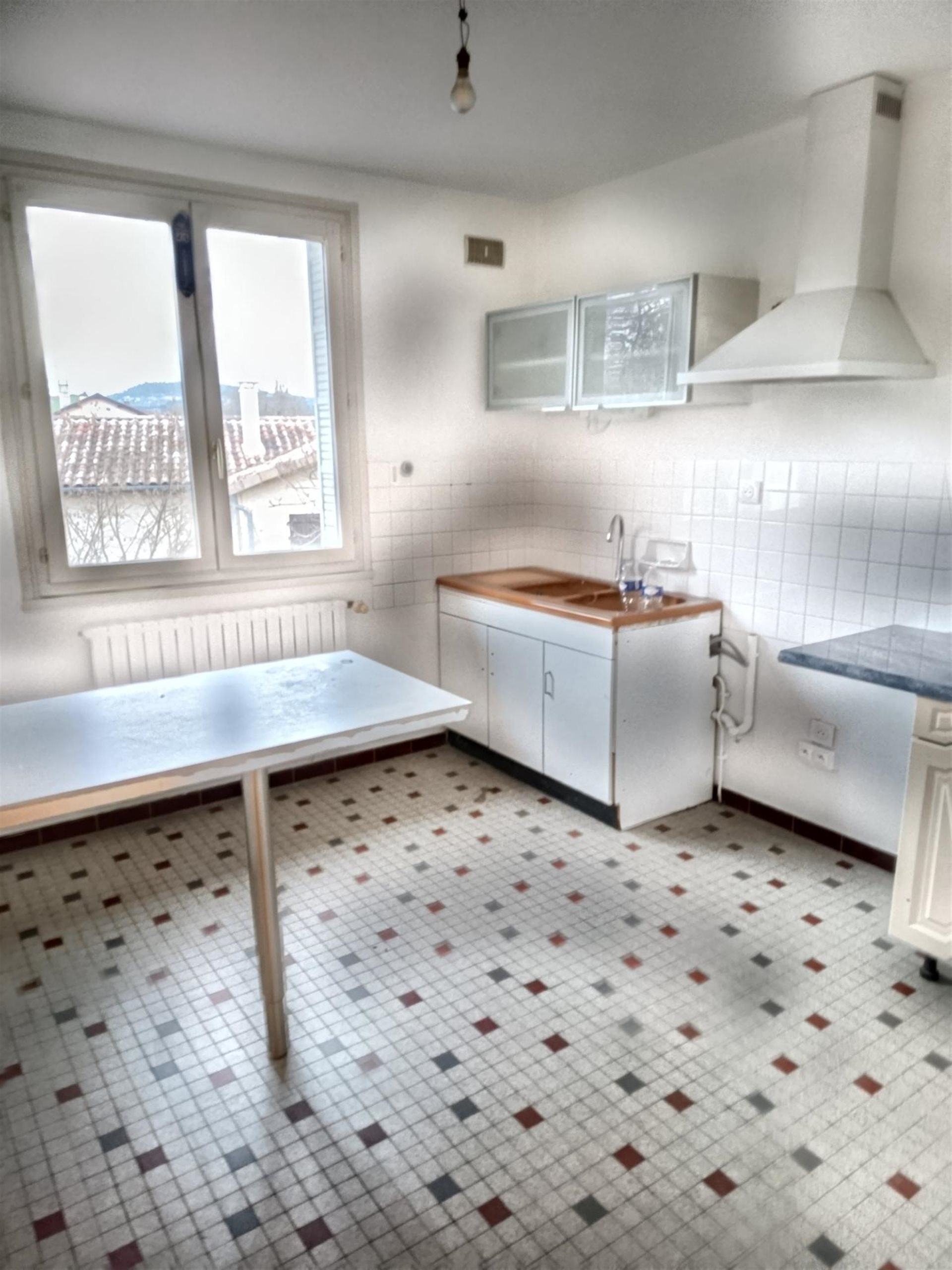 Appartement à louer, 130m², Prissé