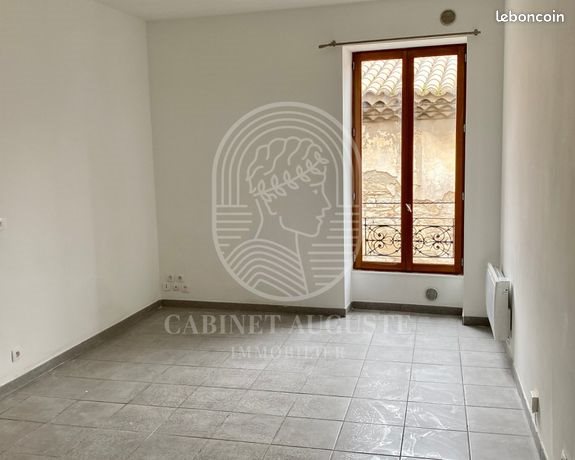 Appartement à louer, 35m², Nîmes