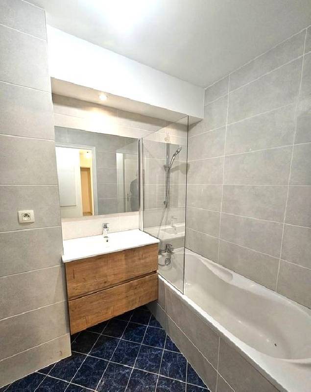 Appartement à louer, 77m², Lyon 8ème