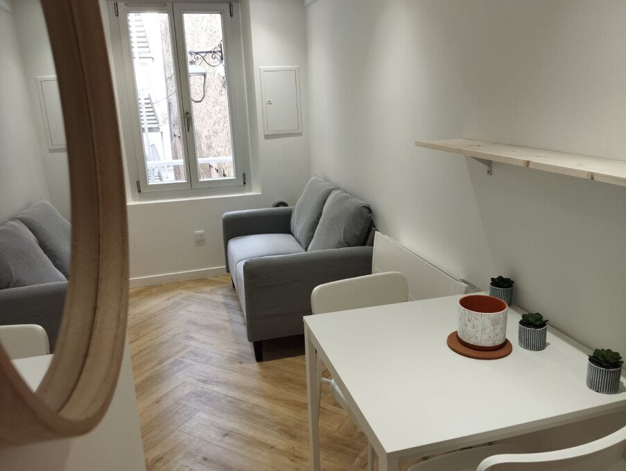 Appartement à louer, 19m², Manosque