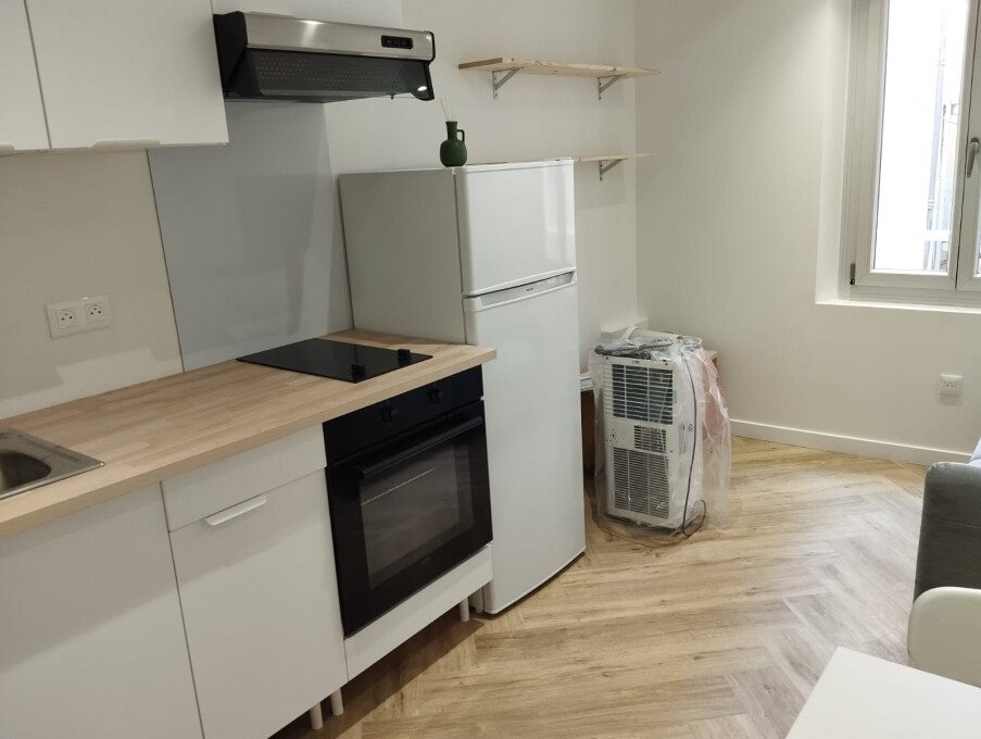 Appartement à louer, 19m², Manosque