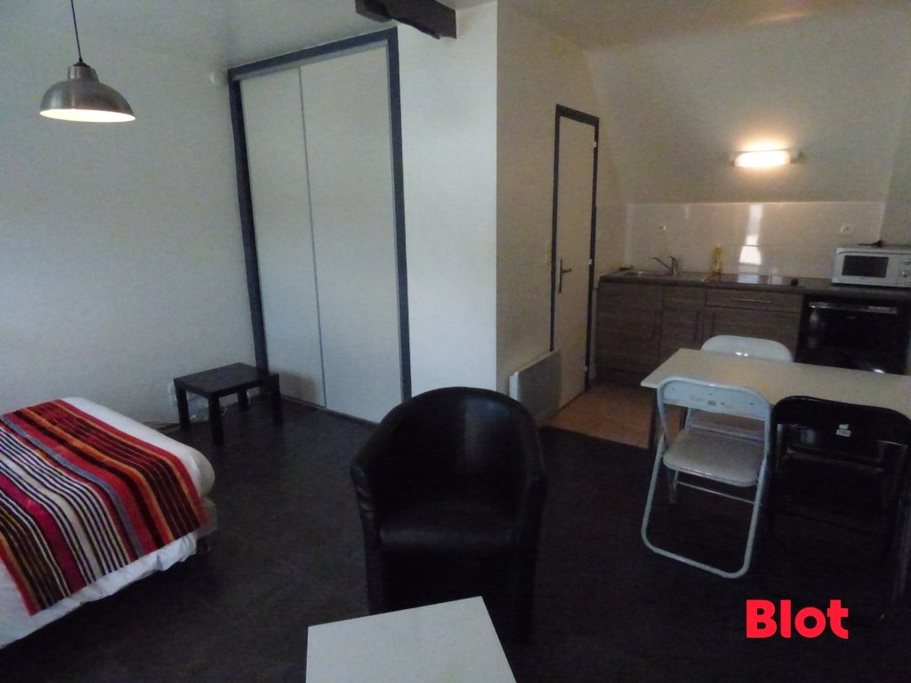 Appartement à louer, 27m², Plescop