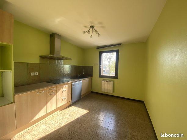 Appartement à louer, 99m², Fleurance