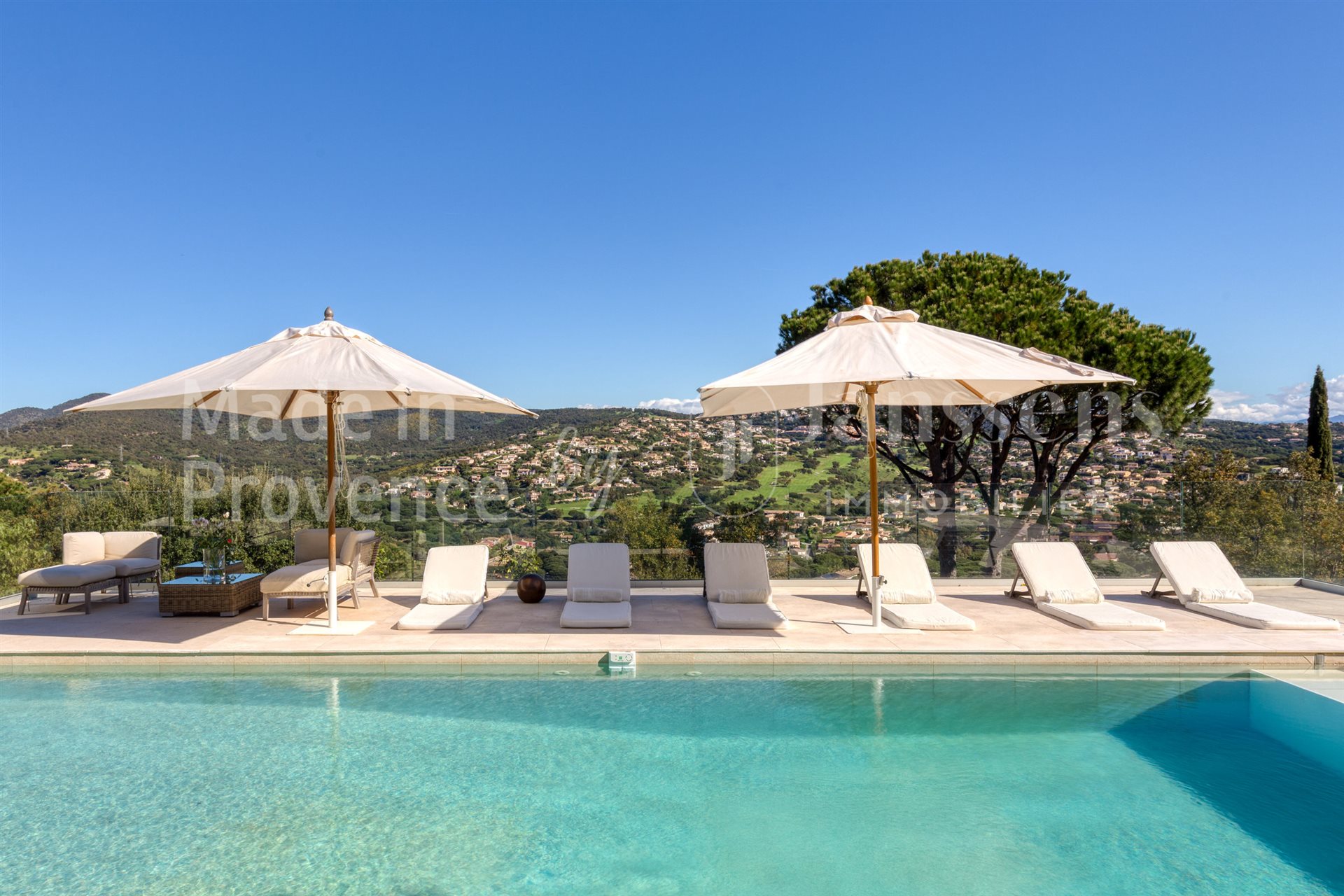 Maison à louer, 260m², Sainte-Maxime