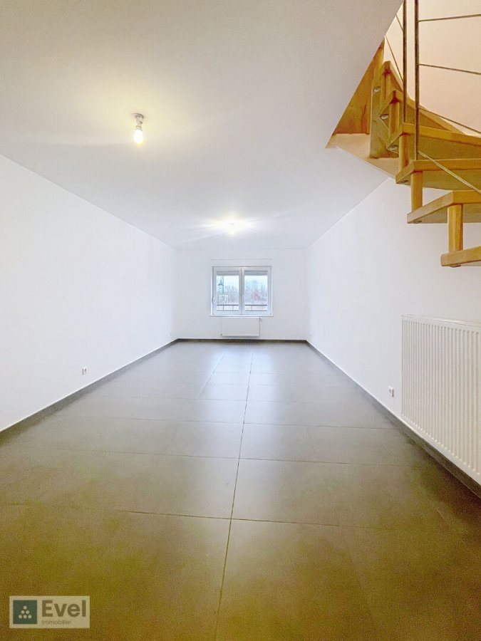 Appartement à louer, 59m², Roussy-le-Village