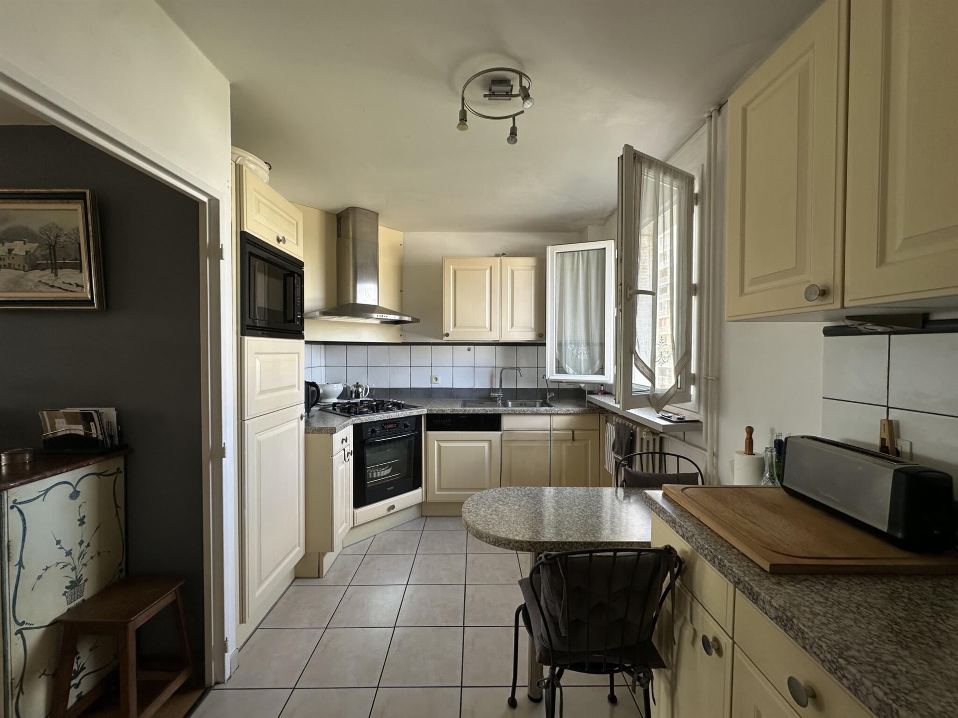 Appartement à vendre, 111m², Tours