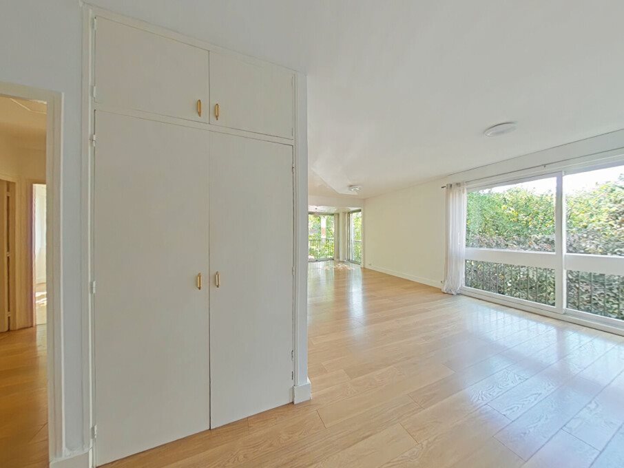 Appartement à louer, 98m², Fontenay-le-Fleury