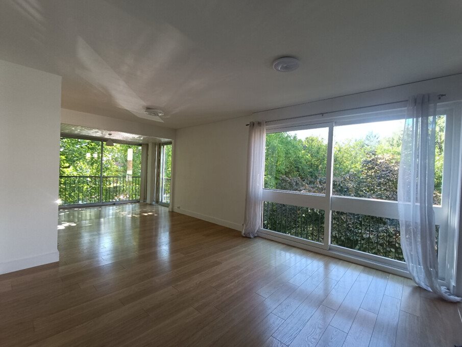 Appartement à louer, 98m², Fontenay-le-Fleury