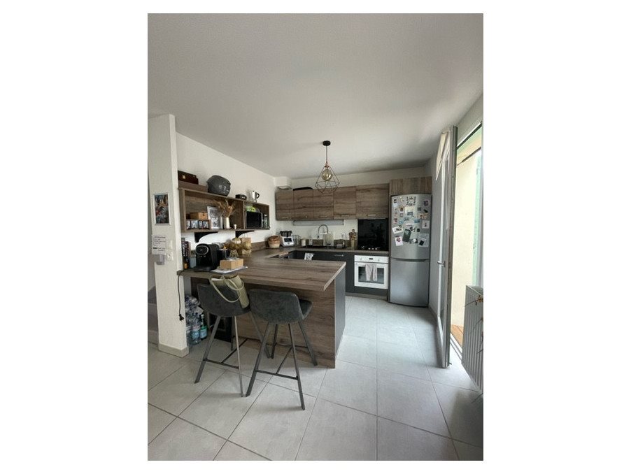 Maison à louer, 84m², Pechbonnieu