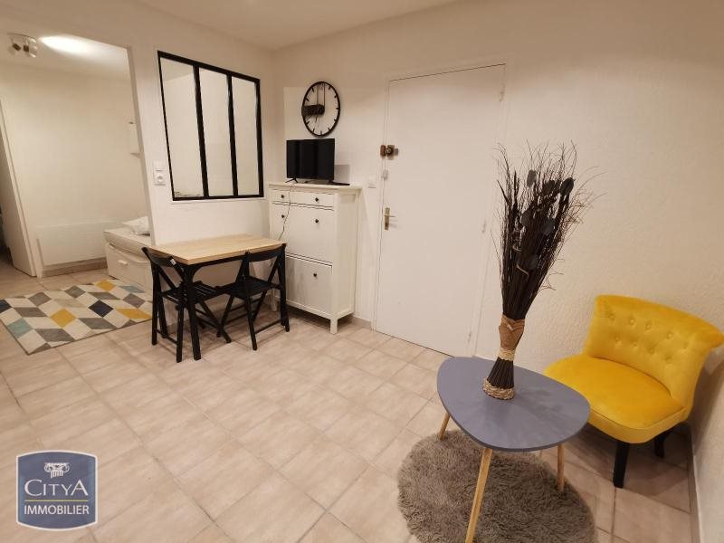 Appartement à louer, 24m², Laon
