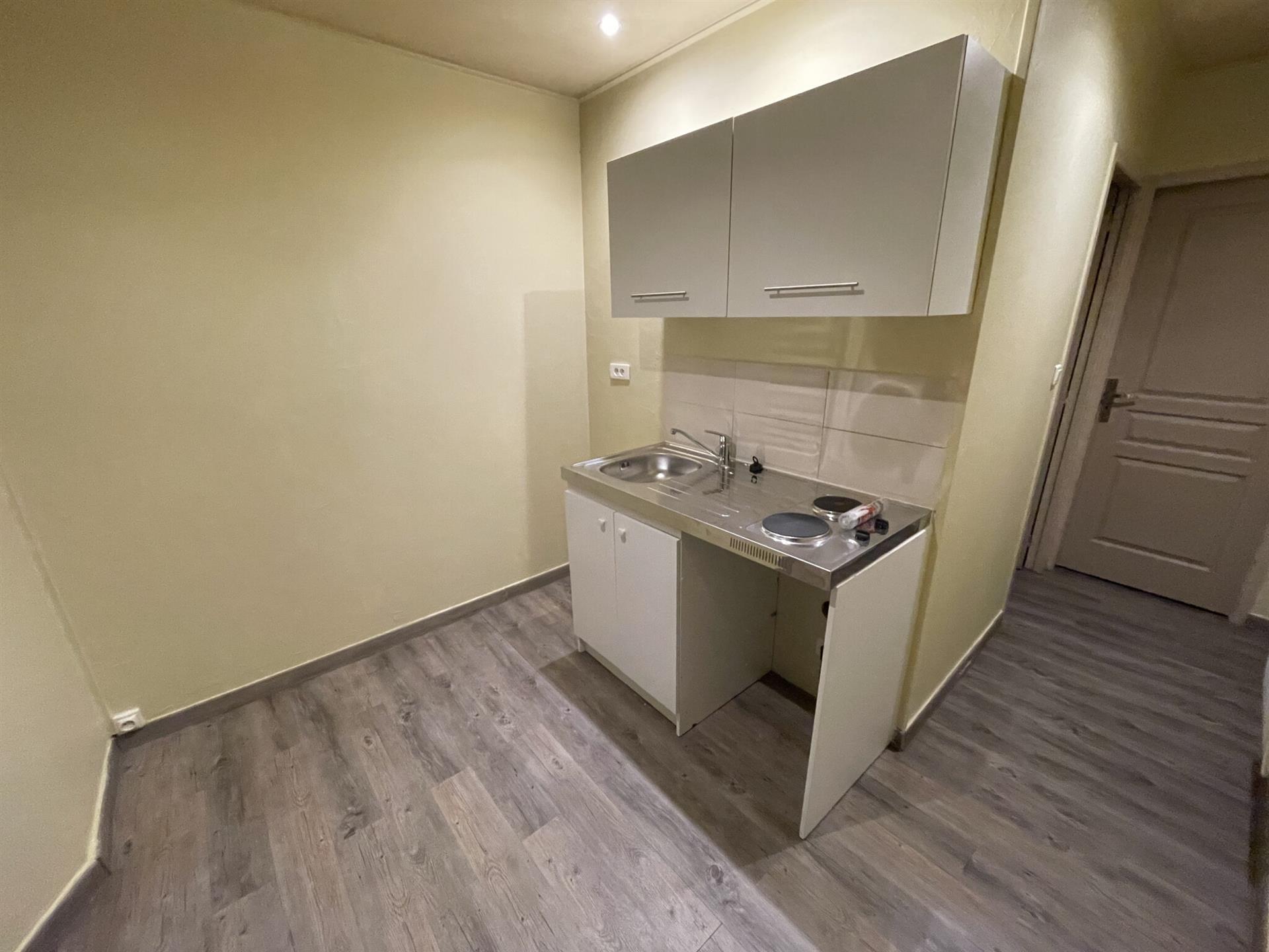 Appartement à louer, 28m², Toulon