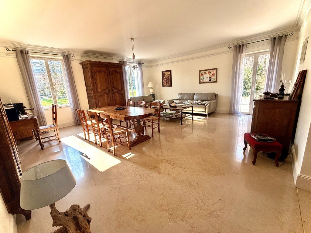 Maison à vendre, 265m², Semur-en-Auxois