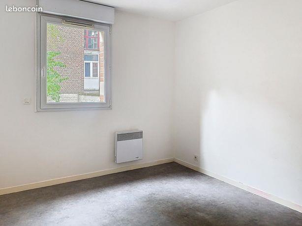 Appartement à louer, 48m², Lille