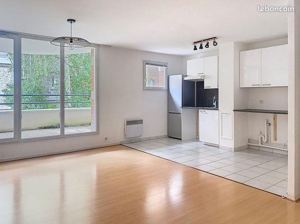 Appartement à louer, 48m², Lille