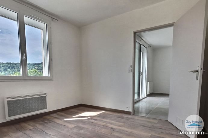 Appartement à louer, 73m², Crest